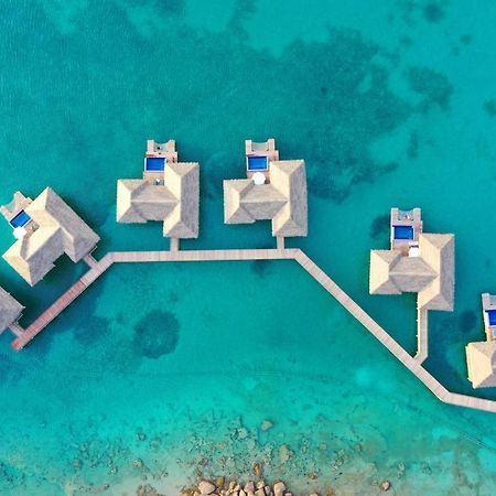 ロイヤルトン アンティグア リゾート アンド スパ オール インクルーシブ Five Islands Village エクステリア 写真