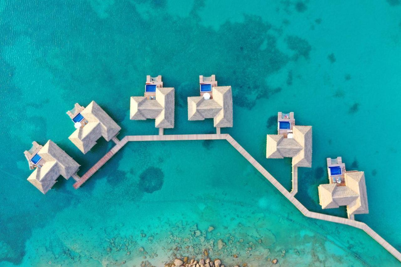 ロイヤルトン アンティグア リゾート アンド スパ オール インクルーシブ Five Islands Village エクステリア 写真